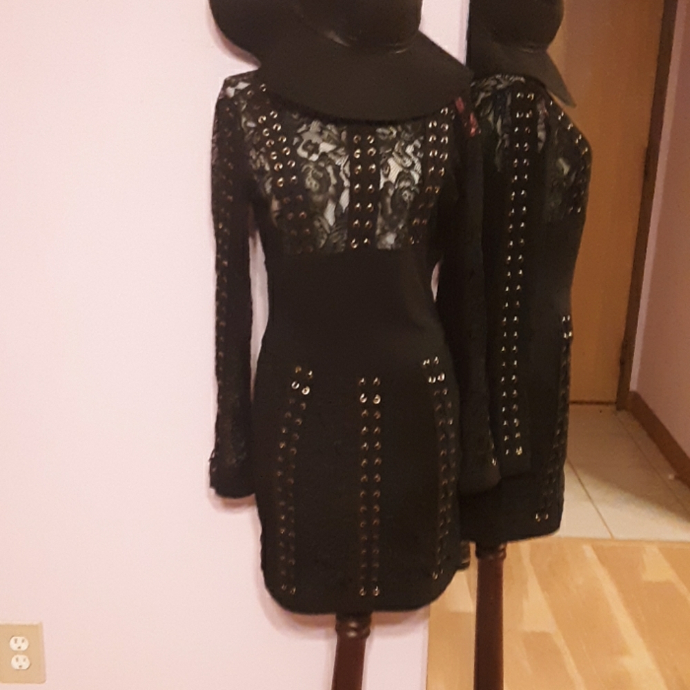 Xtaren Black lace studded looped dress - Picture 4 of 6